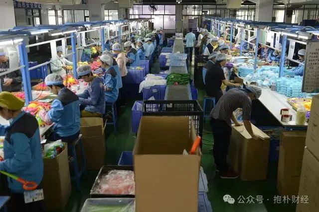 这届年轻人突然喜欢养石头宠物 小众市场需求旺盛【两性&情感】风尚中国网
